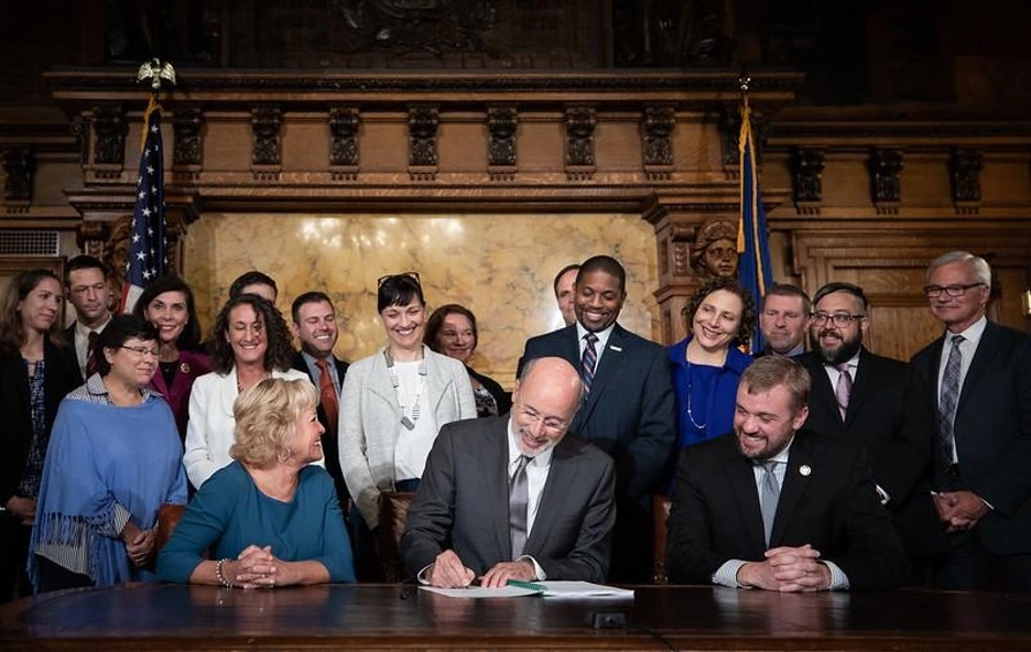 Gov Tom Wolf Signing a Bill